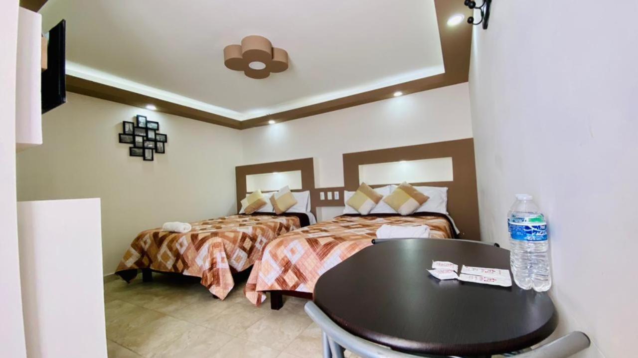 Hotel Caudillos Inn Emiliano Zapata  Esterno foto
